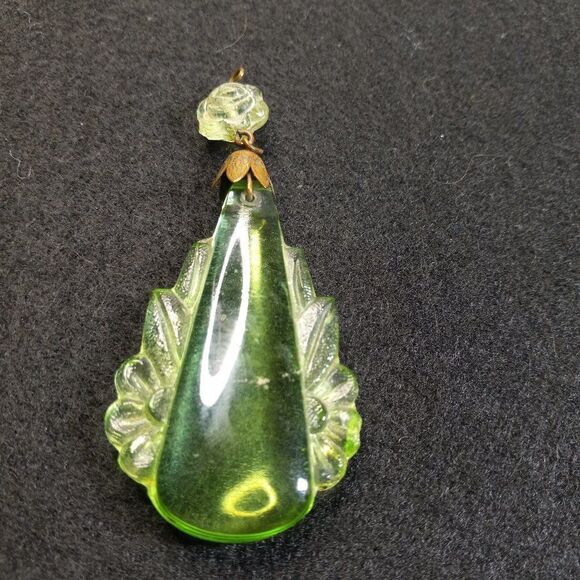 Vintage Floral Green Glass Pendant/Dangle/Chandelierrs/Scones Prism - Picture 1 of 6